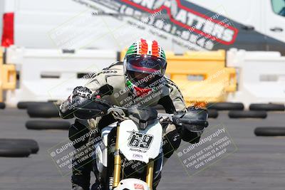 media/Sep-25-2023-Moto Forza (Mon) [[81ffa65e0a]]/Around the Pits/